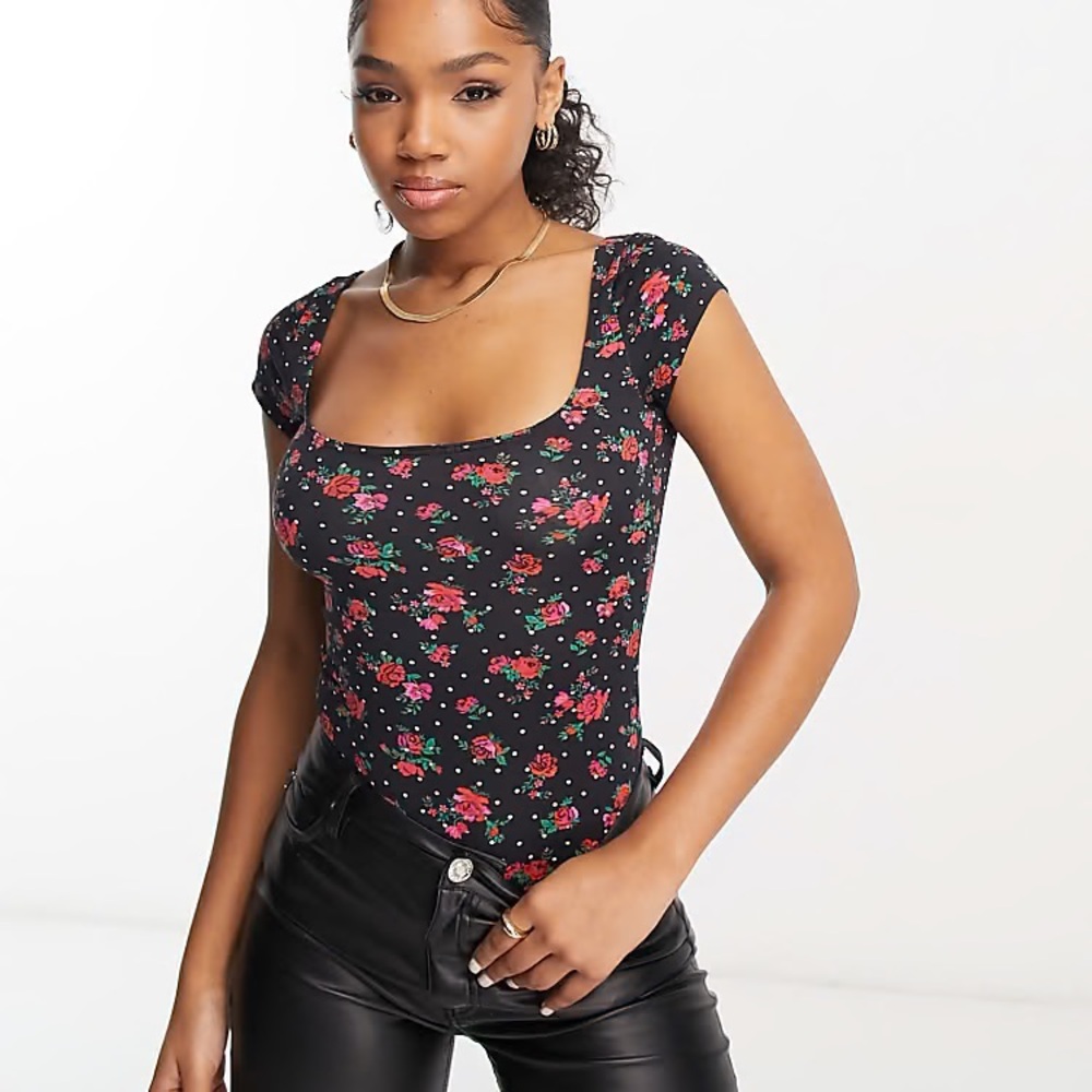 Miss Selfridge Square Neck Bodysuit